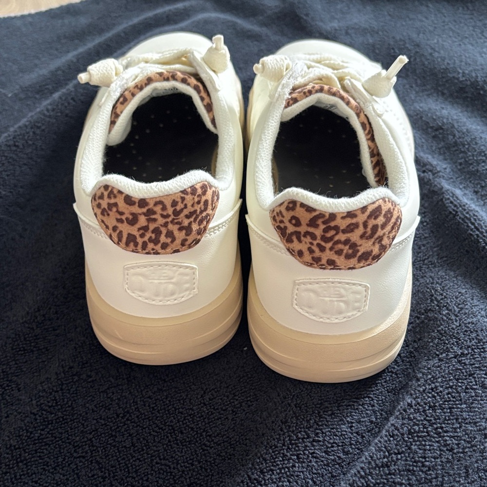 HeyDude Women's White Lace-Up Sneakers with Leopard Details - Picture 4 of 4